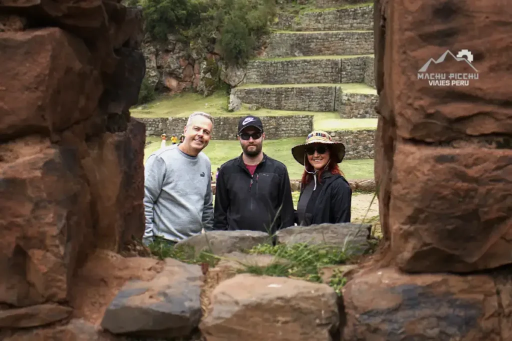 Nossos passageiros latinos visitando Machu Picchu