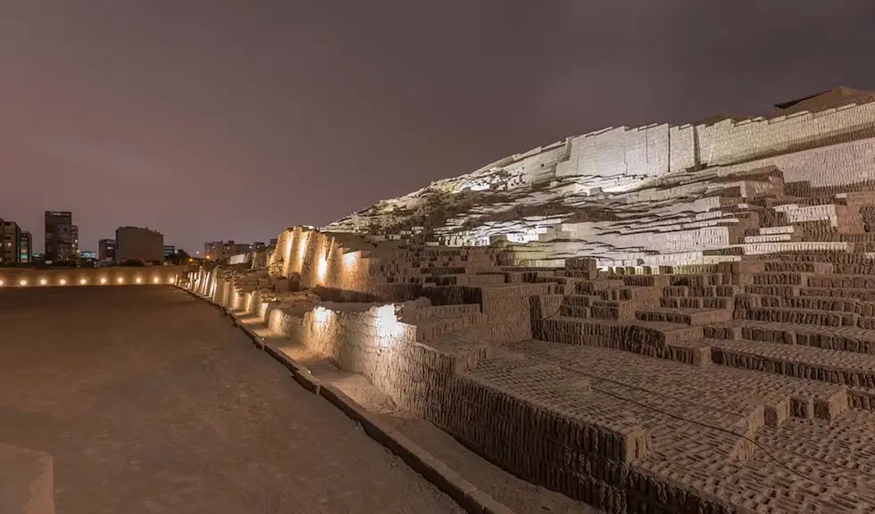 HUACA PUCLLANA